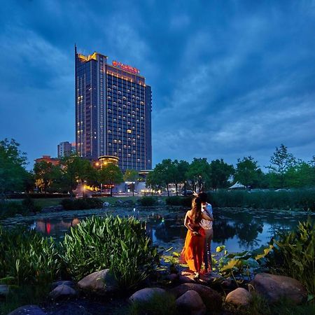 Songjiang New Century Grand Hotel Shanghai Buitenkant foto