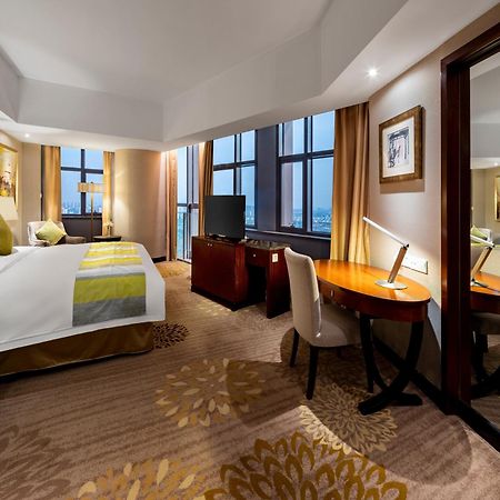 Songjiang New Century Grand Hotel Shanghai Buitenkant foto